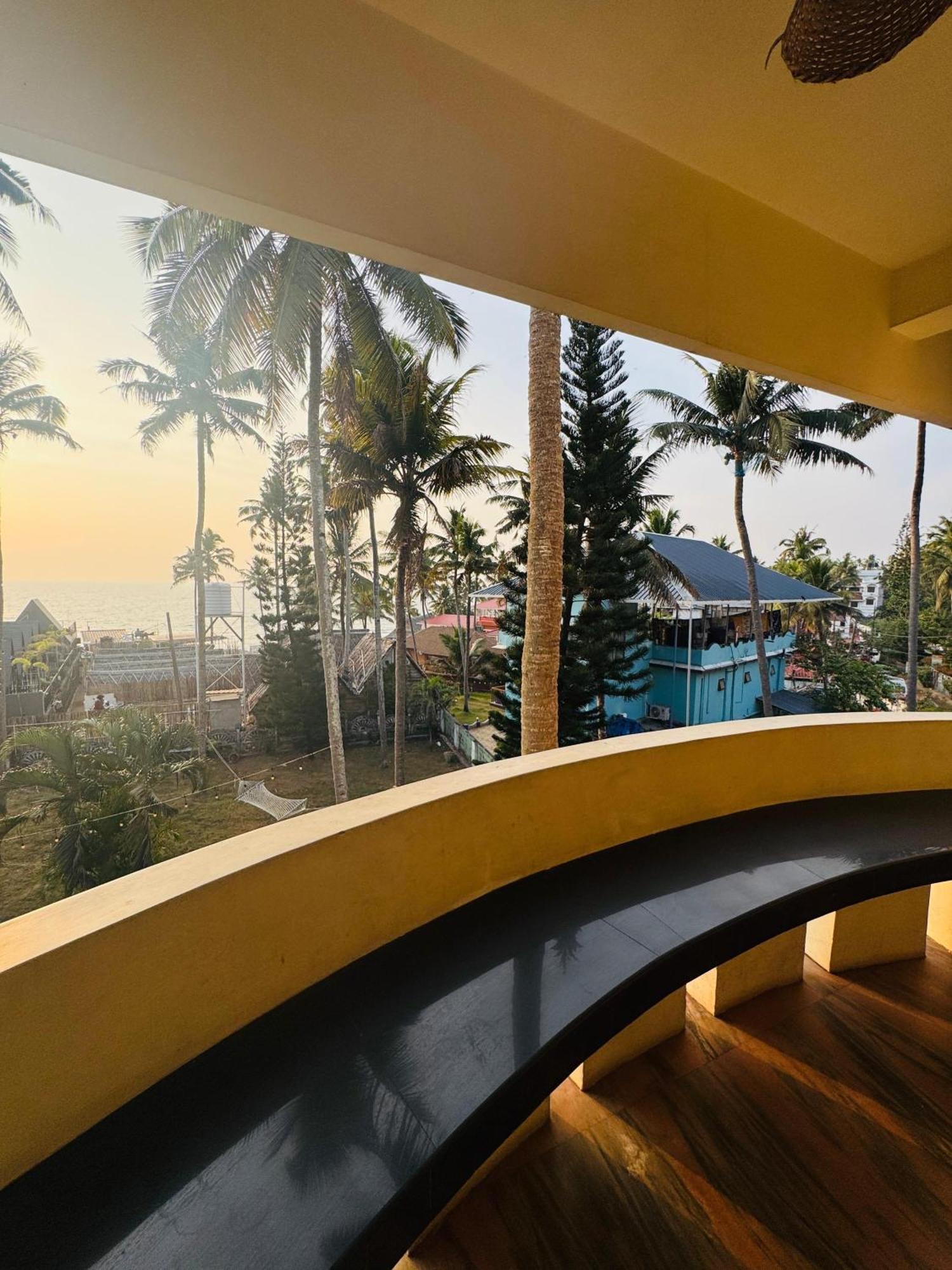 Beach View Balcony Resort By Hello Varkala Exterior foto